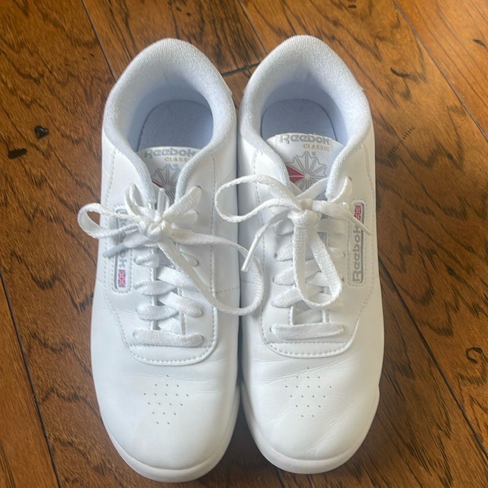 Reebok Tennis Shoes